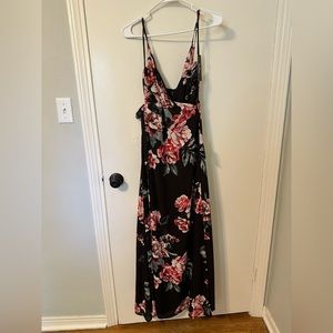 Lulu’s Black Flora Maxi Wrap Dress NWT